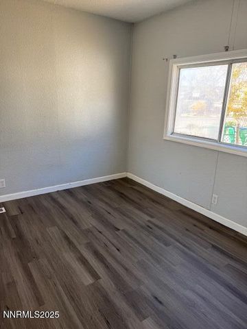 241 Harmony Lane, Sun Valley, NV 89433