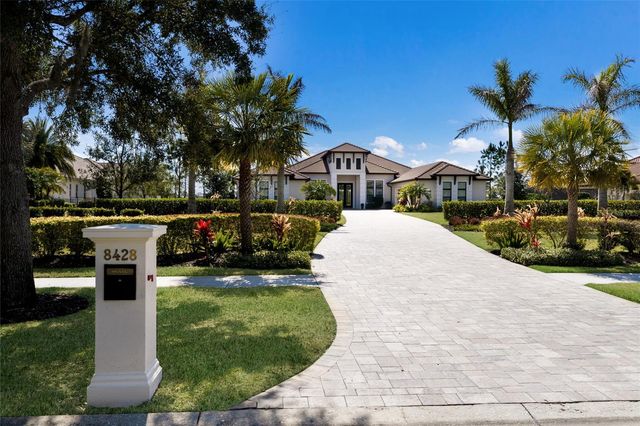 8428 LINDRICK LANE, Bradenton, FL 34202