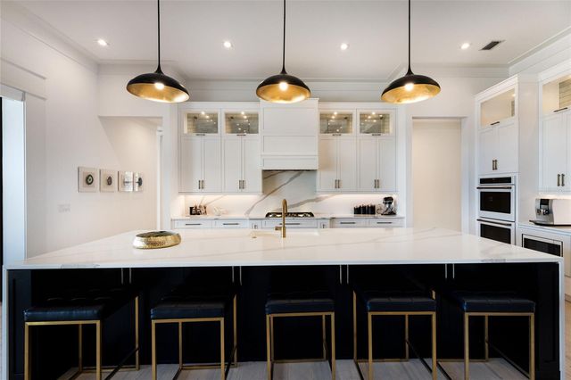 8428 LINDRICK LANE, Bradenton, FL 34202