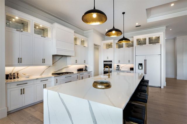 8428 LINDRICK LANE, Bradenton, FL 34202