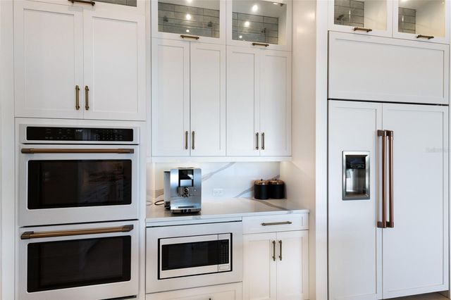 8428 LINDRICK LANE, Bradenton, FL 34202