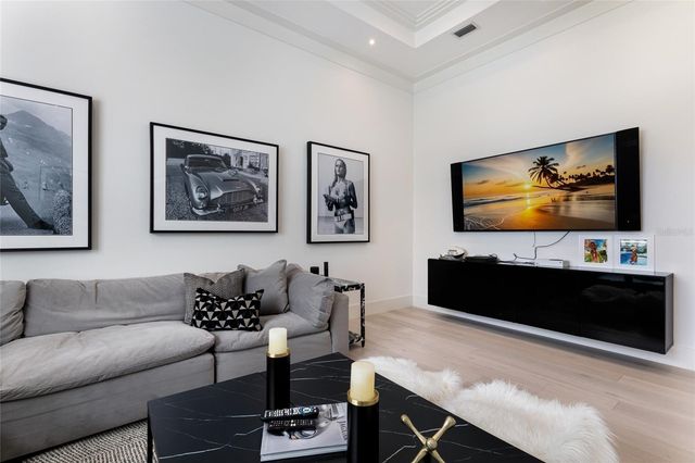 8428 LINDRICK LANE, Bradenton, FL 34202