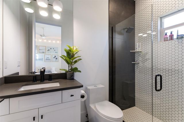 8428 LINDRICK LANE, Bradenton, FL 34202