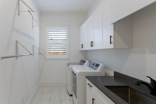 8428 LINDRICK LANE, Bradenton, FL 34202