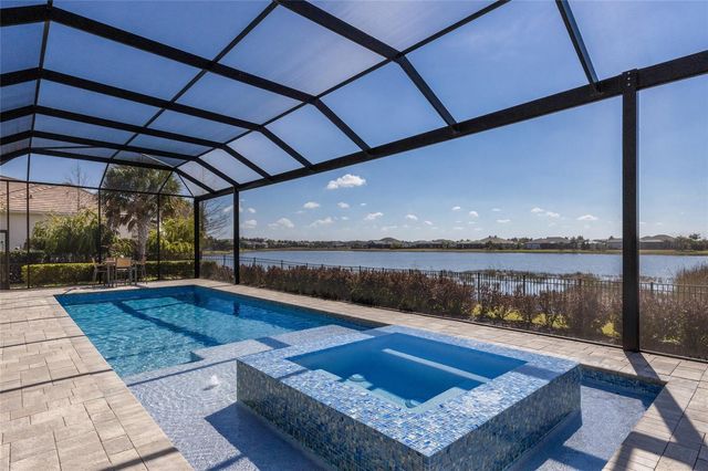 8428 LINDRICK LANE, Bradenton, FL 34202