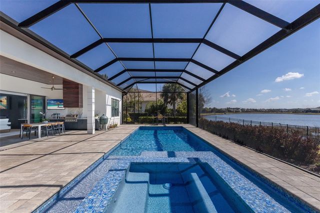 8428 LINDRICK LANE, Bradenton, FL 34202