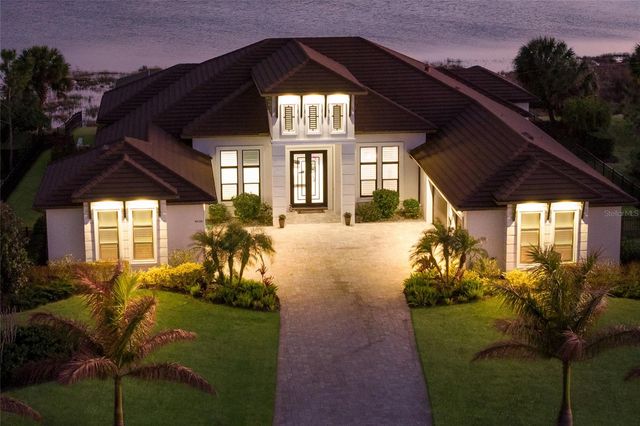 8428 LINDRICK LANE, Bradenton, FL 34202