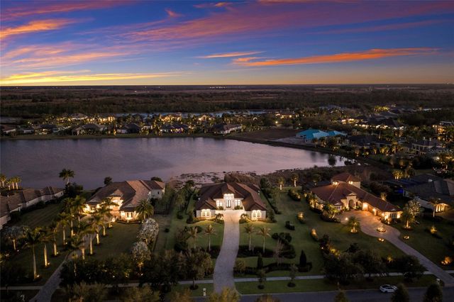 8428 LINDRICK LANE, Bradenton, FL 34202