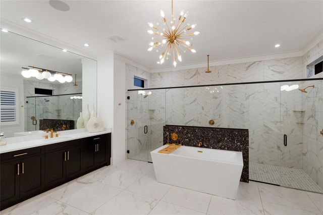 8428 LINDRICK LANE, Bradenton, FL 34202