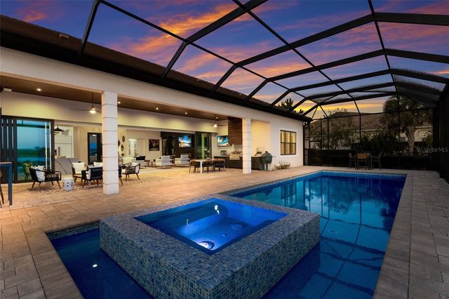 8428 LINDRICK LANE, Bradenton, FL 34202