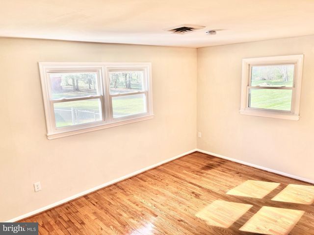 10108 BAILEYSBURG LN, Nokesville, VA 20181