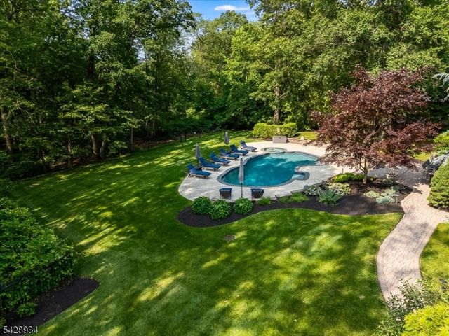 63 Skylark Rd, Springfield Twp., NJ 07081