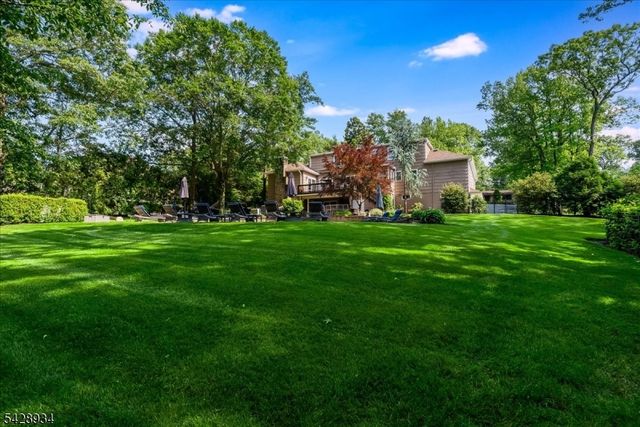 63 Skylark Rd, Springfield Twp., NJ 07081