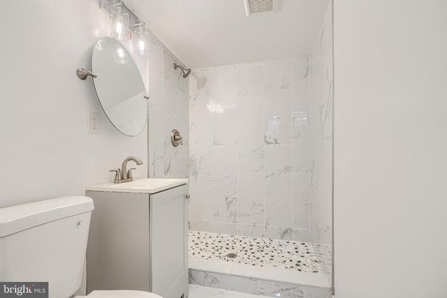 1702 E 32ND ST, Baltimore, MD 21218