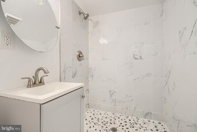 1702 E 32ND ST, Baltimore, MD 21218