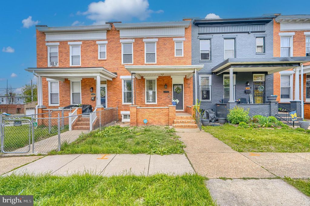 1702 E 32ND ST, Baltimore, MD 21218