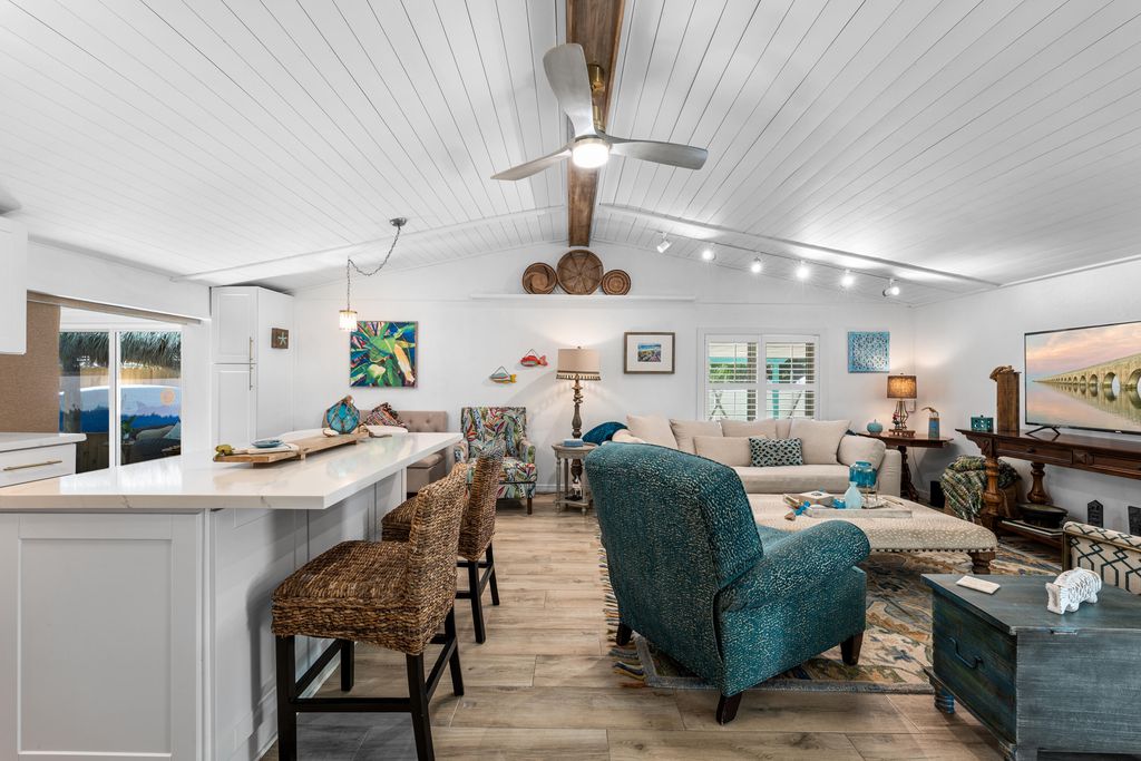 970 95Th Street Ocean, Marathon, FL 33050