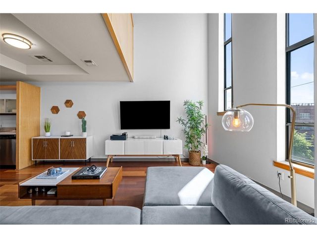 2900 Wyandot St 302, Denver, CO 80211