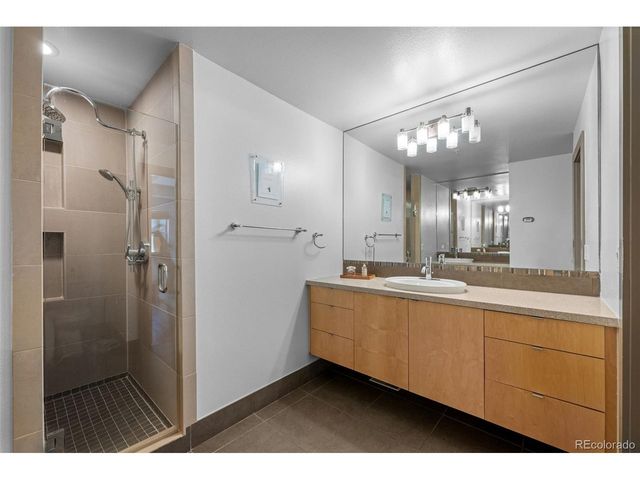 2900 Wyandot St 302, Denver, CO 80211