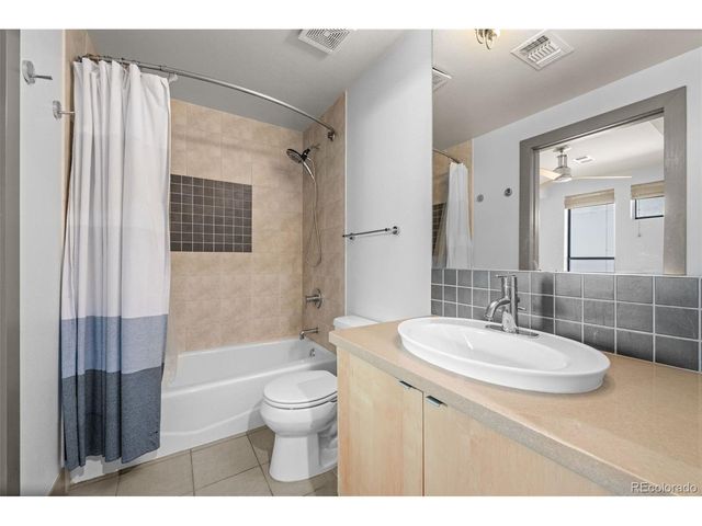 2900 Wyandot St 302, Denver, CO 80211