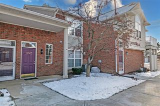 16427 Claremont Drive S, Clinton Charter Township, MI 48038