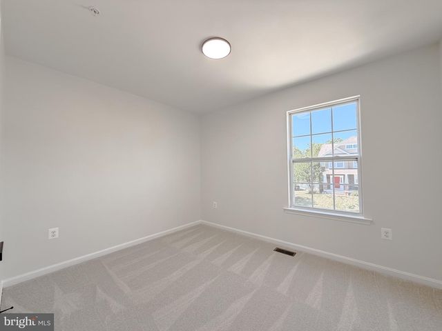 21096 LIZSON CT, California, MD 20619