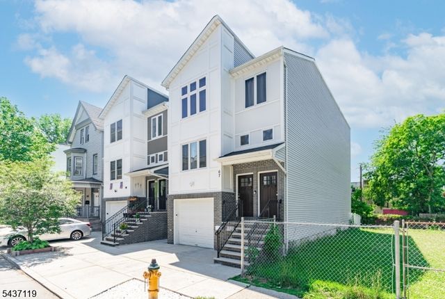 67 S 13Th St, Newark City, NJ 07107