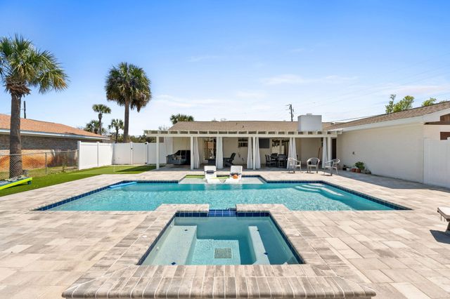 4415 Baywood Drive, Lynn Haven, FL 32444