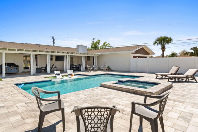 4415 Baywood Drive, Lynn Haven, FL 32444