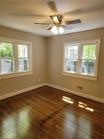 5 Felton PL, Hampton, VA 23666