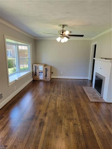 5 Felton PL, Hampton, VA 23666