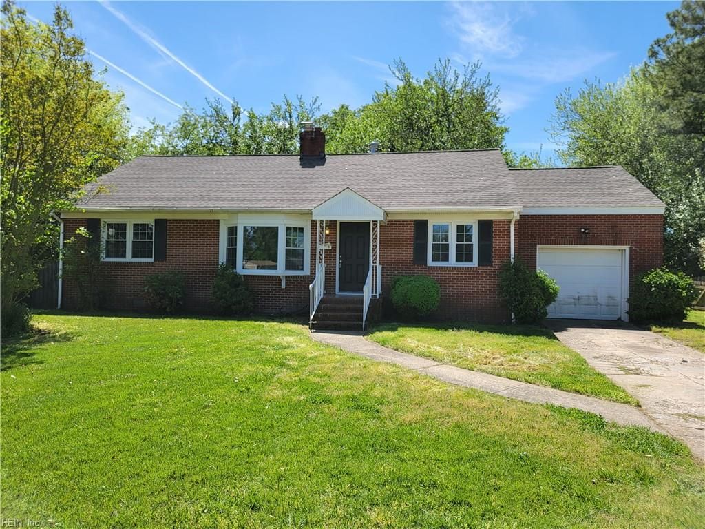 5 Felton PL, Hampton, VA 23666