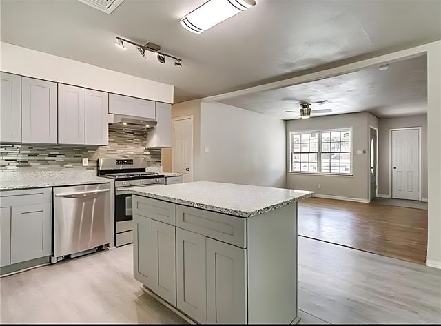 3821 Bonnie Drive, Fort Worth, TX 76116