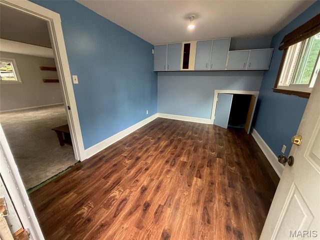 12264 Belwyn Drive, Maryland Heights, MO 63146