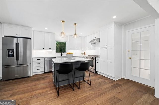 1723 Fernleaf Circle NW, Atlanta, GA 30318