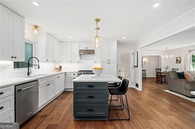 1723 Fernleaf Circle NW, Atlanta, GA 30318