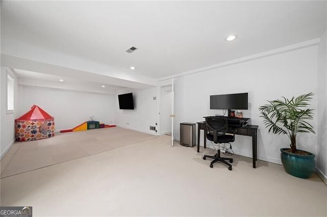 1723 Fernleaf Circle NW, Atlanta, GA 30318