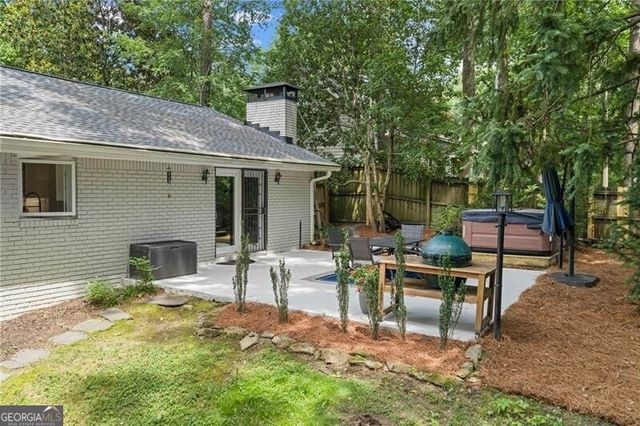 1723 Fernleaf Circle NW, Atlanta, GA 30318