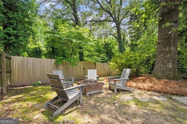 1723 Fernleaf Circle NW, Atlanta, GA 30318