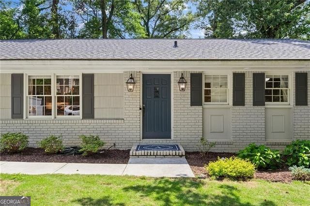 1723 Fernleaf Circle NW, Atlanta, GA 30318