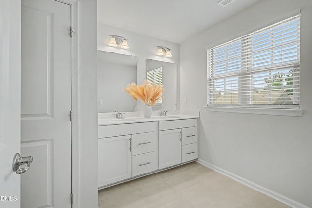 1621 Crimson Leaf, Wake Forest, NC 27587