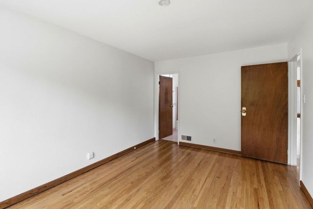 1033 Skyline Drive, Daly City, CA 94015