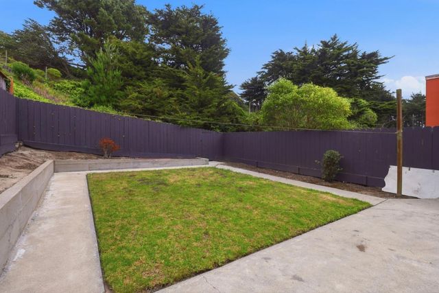 1033 Skyline Drive, Daly City, CA 94015