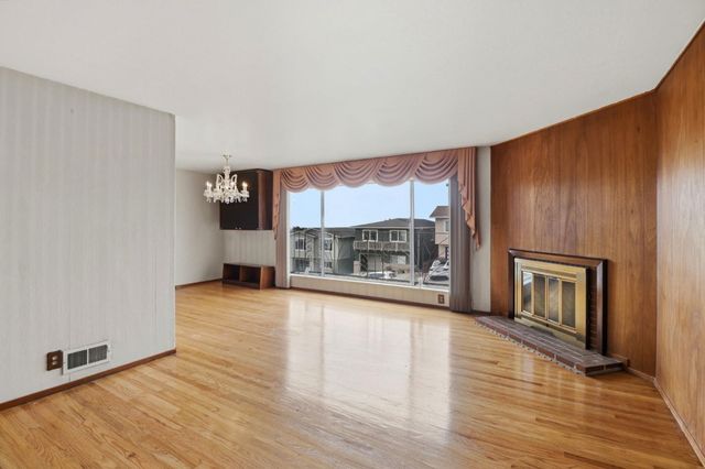 1033 Skyline Drive, Daly City, CA 94015