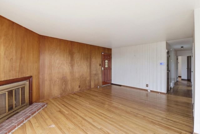 1033 Skyline Drive, Daly City, CA 94015