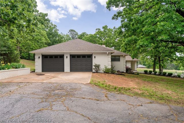 2904 Cedar Valley Drive, Greenwood, AR 72936