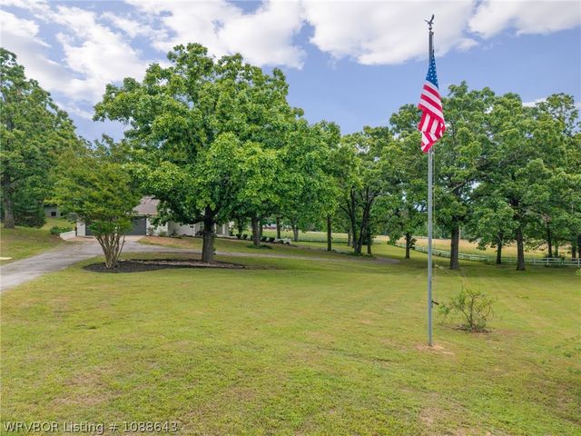 2904 Cedar Valley Drive, Greenwood, AR 72936