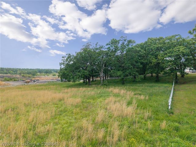 2904 Cedar Valley Drive, Greenwood, AR 72936