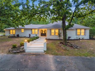2904 Cedar Valley Drive, Greenwood, AR 72936