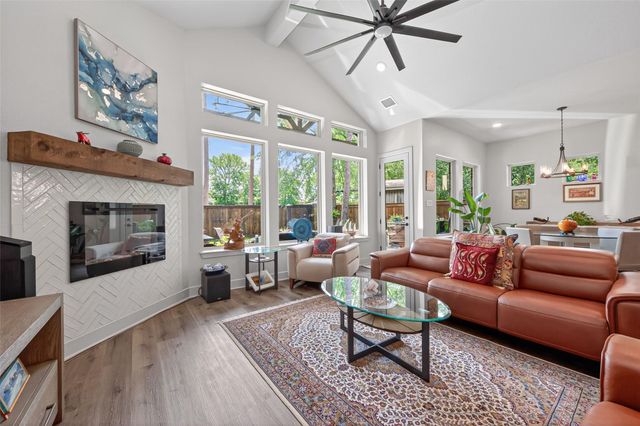 9979 Pebble Glen Drive, Conroe, TX 77304